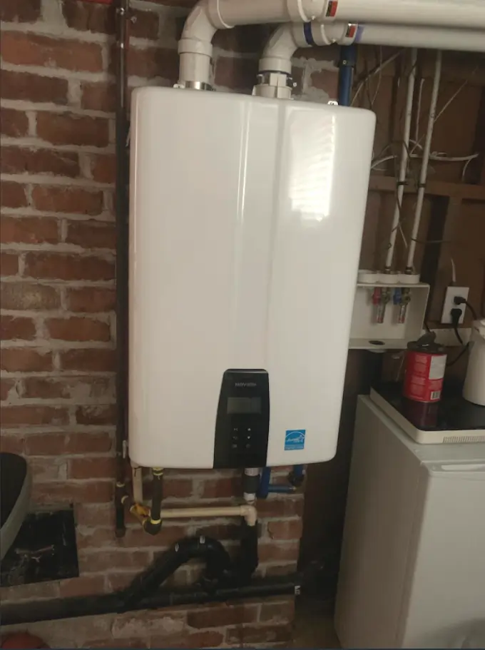 Tankless water heater installed by Techno Gas Heating and Cooling Services Ltd.