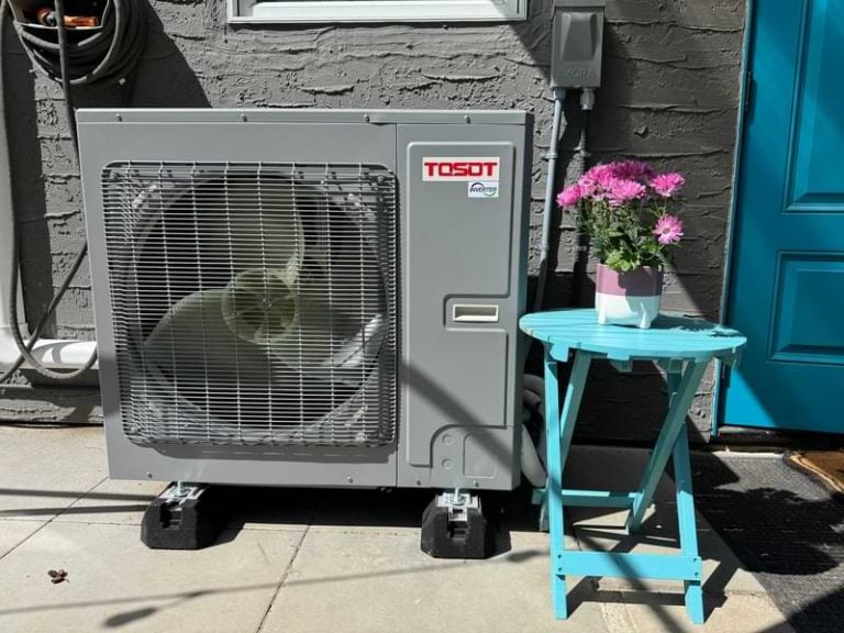 heat pump outdoor unit installed by Techno Gas Heating and Cooling